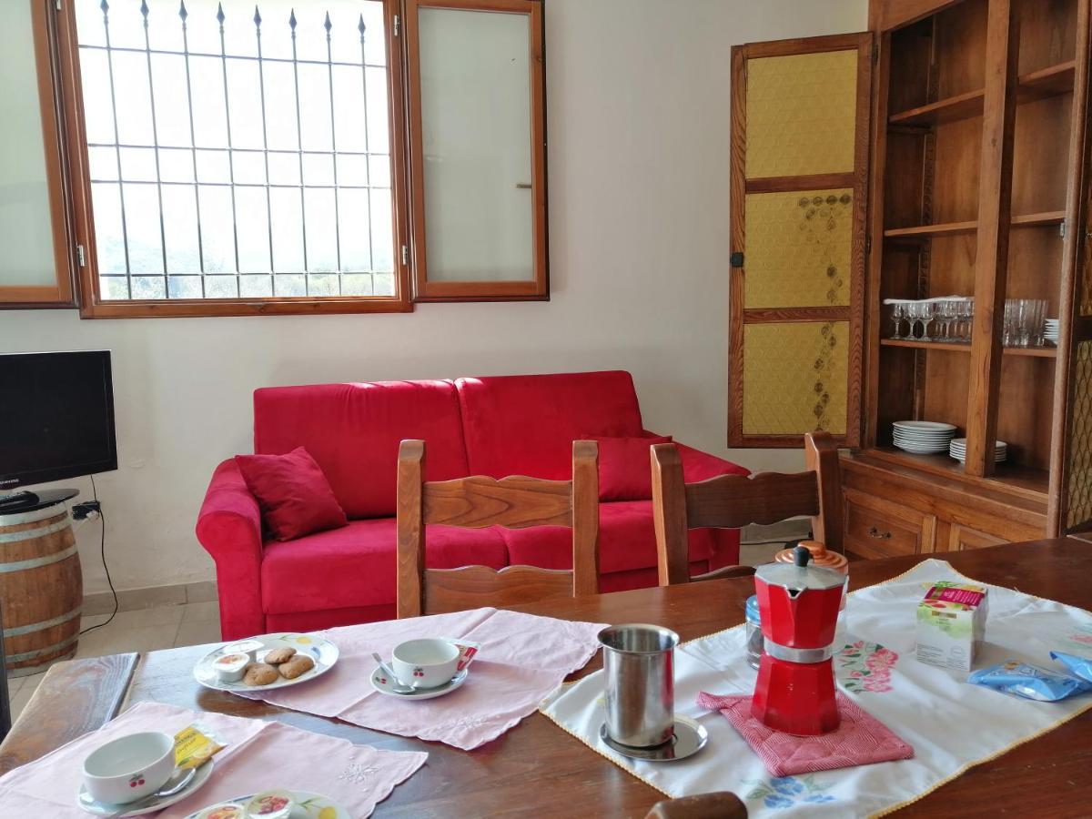 דירות קבריליה Casa Pancole Il Tinello מראה חיצוני תמונה